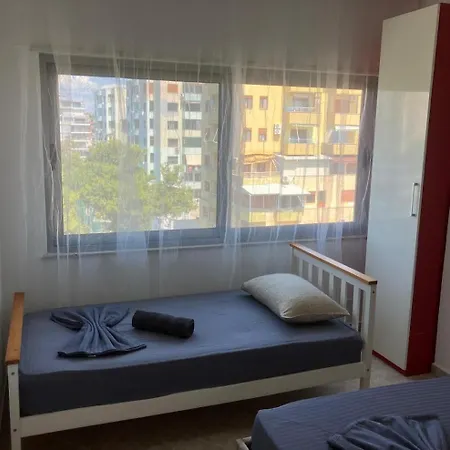 Mango Bay Durrës
