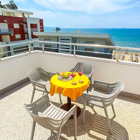 Mango Bay * Durrës